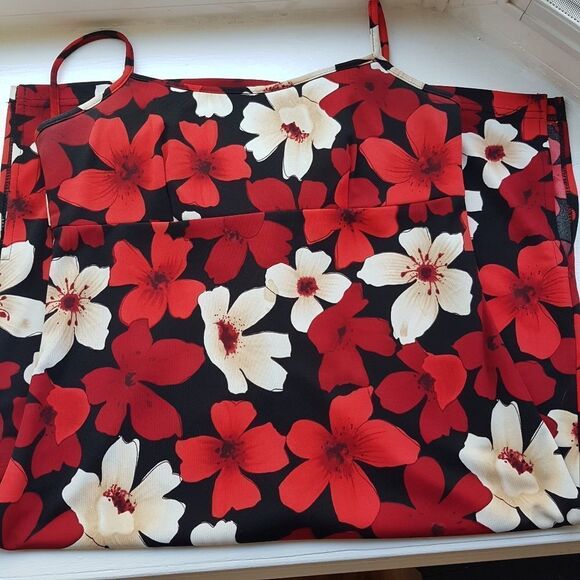 Reitmans Red Floral Mini Dress - Picture 7 of 12